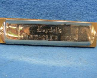 Lot 220. Seydel's 10-hole tremolo Glee Club harmonica in the key of C. Sounds great.