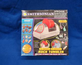 Lot 42. Smithsonian Rock Tumble that includes some leaverites ready to shine
