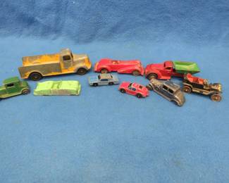 Lot 26. Vintage metal toy cars, mostly Tootsie Toys