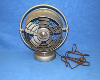 Lot 109. Working two-speed Mimar Dynafan #325