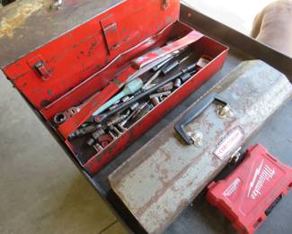 Lot 77. Large lot of mechanics tools including ratcheting gear wrenches from MATCO, Craftsman sockets and ratchets, swivel sockets, and more