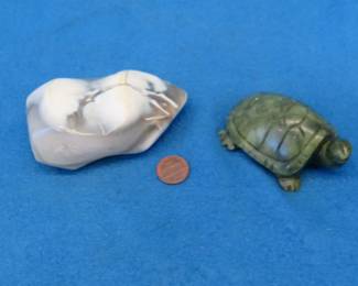 Lot 202. Serpentine Turtle and an Orca Agate Flame. Total weight of .97 lb.