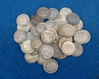 Lot 10. 50 silver Roosevelt dimes