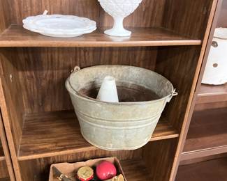 Galvanized Bucket/Pail