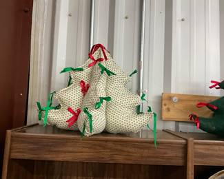 1980's 3D Plush Christmas Tree