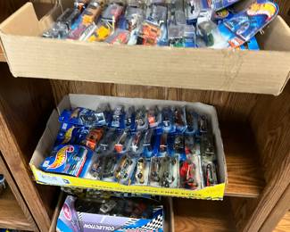 Assorted Hot Wheels Die Cast Cars
