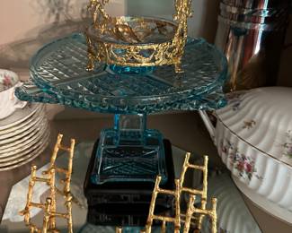Mid century gold tone place card holders 
