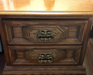 44. Pair of Thomasville Nightstands (26" x 17" x 24") (as is)