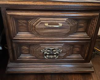 44. Pair of Thomasville Nightstands (26" x 17" x 24") (as is)