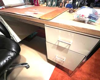 131. Metal Desk w/ Laminate Top