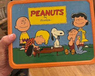 Vintage Peanuts Metal Lunchbox