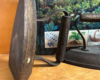 Vintage Cast Iron ... Iron