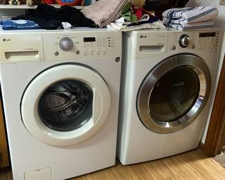 LG Washer and Dryer Set