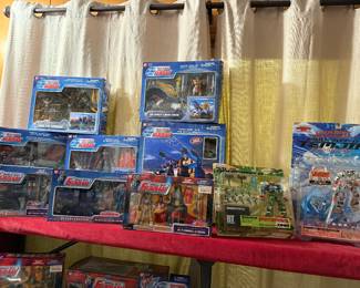 Tons of Gundam Vintage Toys!
