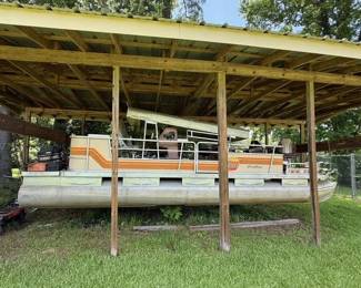 Pontoon Boat 1984