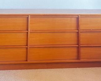 9 Drawer Wooden Dresser