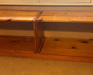 2 Pine Stackable Cubes