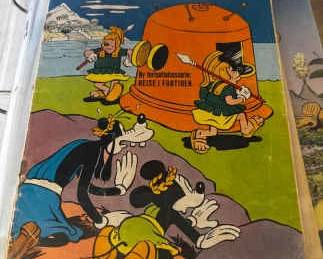 36 Vintage Walt Disney Comic Books Donald Duck  Others
