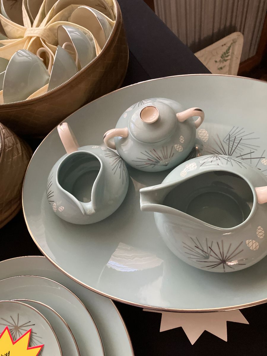 Vintage mid-century, China, Franciscan   Service for 12  extra platters cream and sugar 