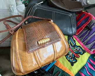 Timmy wood purse