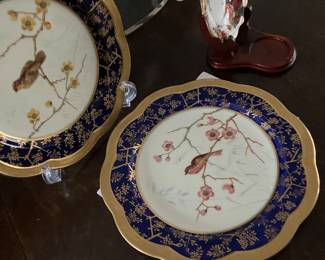 Hand painted Wedgewood bird floweres plate x2