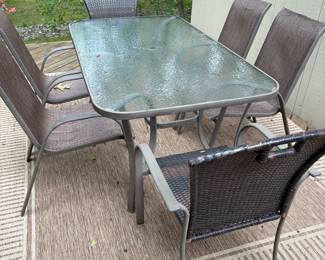 Patio table, with 4 chairs, outdoor patio rug 