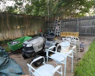 Craftsman Riding Lawn Mower