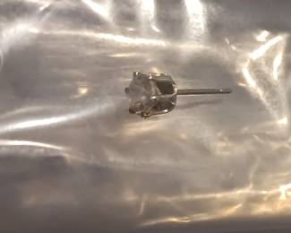 Diamond stud earring approx .60 CT
Weight white gold