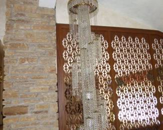8′ Swarovski Crystal Chandelier
$4850 / 24″ Wide X 8′ Long Swarovski Crystal Chandelier. looking to make a statement, this is the Chandelier  that will do that. Excellent condition.
