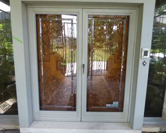 Double Storm Doors with Leaded Glass Windows
$395.00 / /set / 1 Available