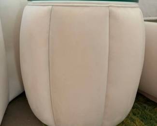 matching night stand to king bed