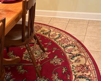 Gorgeous round carpet
