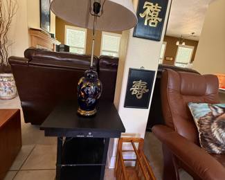 Lamp Table with Electronic Connections