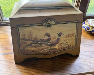 Large wooden Trinket/Jewelry Box 