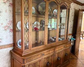 display cabinet