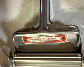 Vintage townsend fish skinner