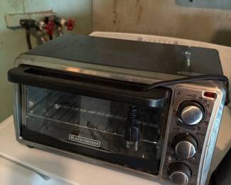 Black &  Decker toaster oven