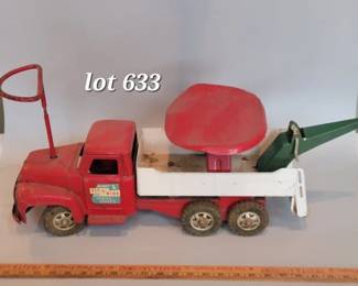 Buddy L vintage metal ride-on truck, 1950s