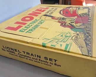 Vintage Lionel train set with box