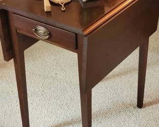 Single drawer drop leaf side table