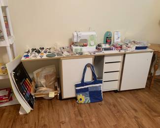 Sewing machine table and set up