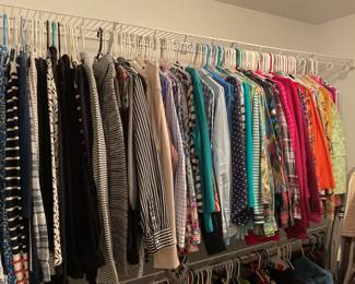 Women’s blouses in near perfect condition