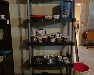 Mugs & M&M collectable dispenser