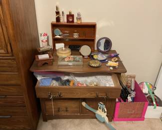 Small dresser, Vintage perfumes, Mirrors & accessories