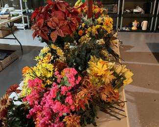 Artificial floral collection