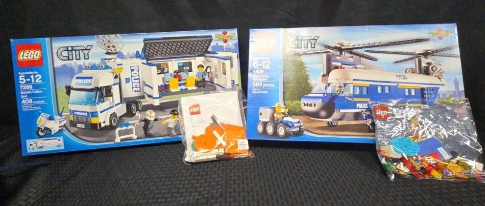 SH227VLego Sets Combined value $510.98