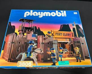 SH684Playmobil Fort Glory Set