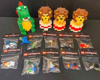 SH938Assorted Lego MiniFigs In Package