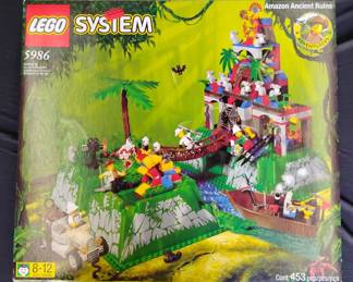 SH551VAmazon Ancient Ruins System Lego Set 5986 NIB value $1,226