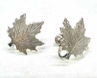 Beau Sterling Silver Maple Leaf Earrings